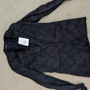 SILKY THEORY BLAZER - DEEP NAVY/BLACK (Size 6)